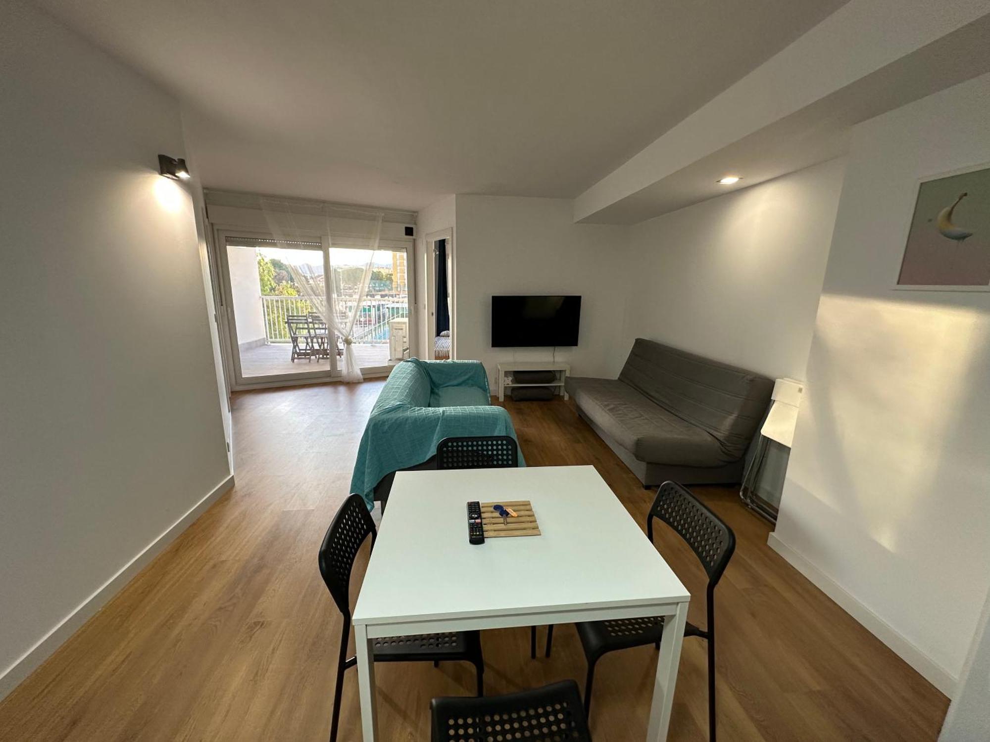 Apartamentos Canet Al Mar. Canet d'En Berenguer Екстер'єр фото