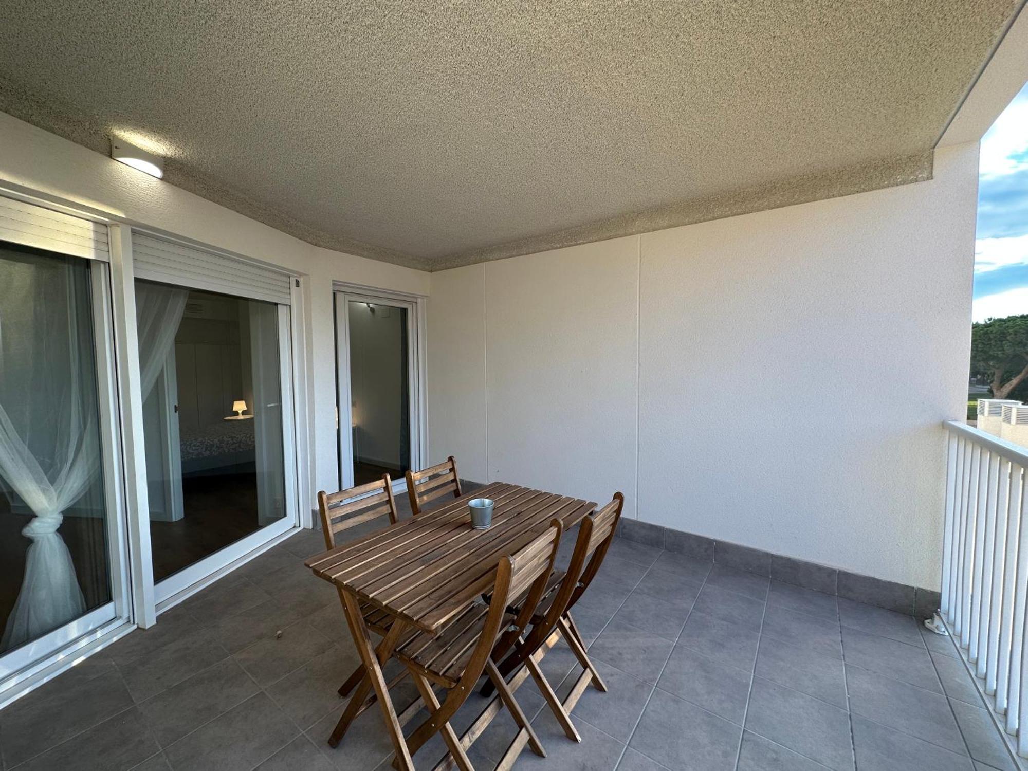 Apartamentos Canet Al Mar. Canet d'En Berenguer Екстер'єр фото