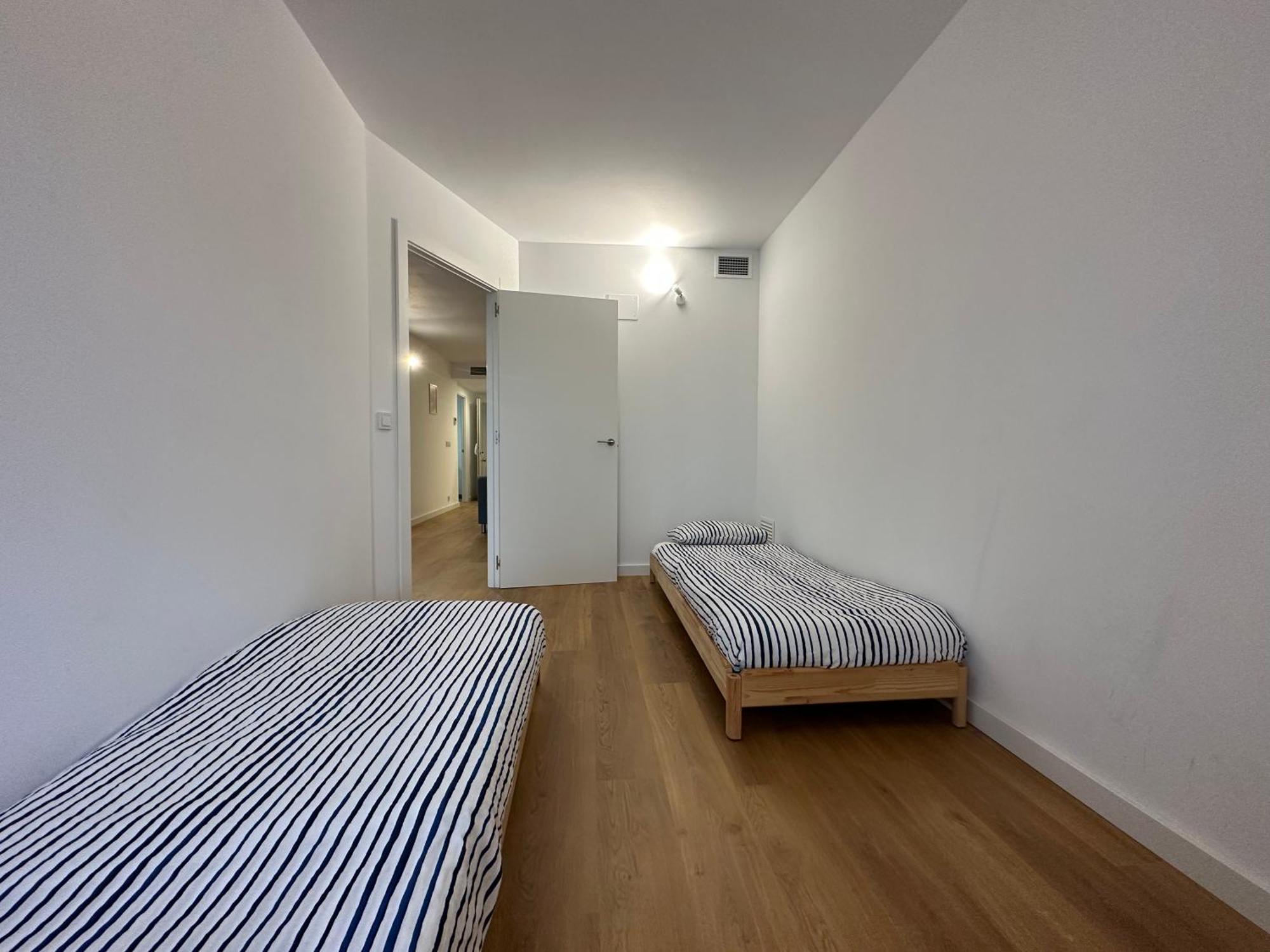 Apartamentos Canet Al Mar. Canet d'En Berenguer Екстер'єр фото